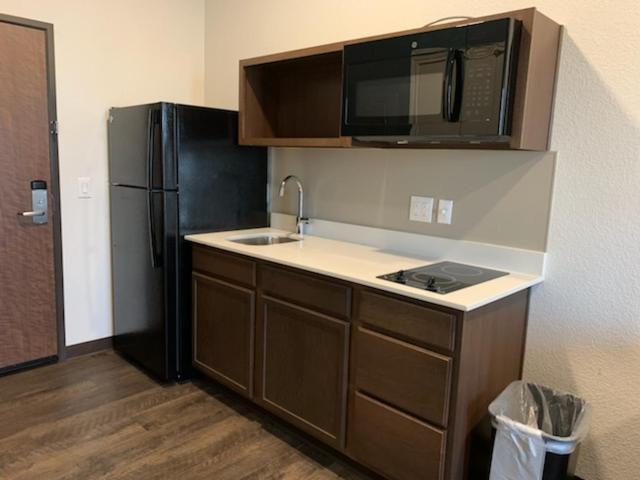Candlewood Suites Pecos By Ihg Экстерьер фото