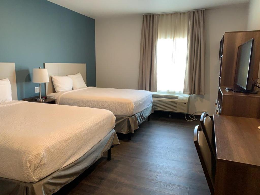 Candlewood Suites Pecos By Ihg Экстерьер фото