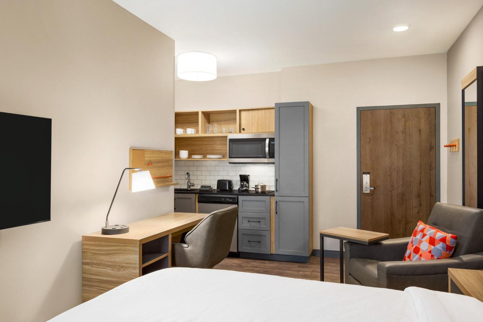 Candlewood Suites Pecos By Ihg Экстерьер фото